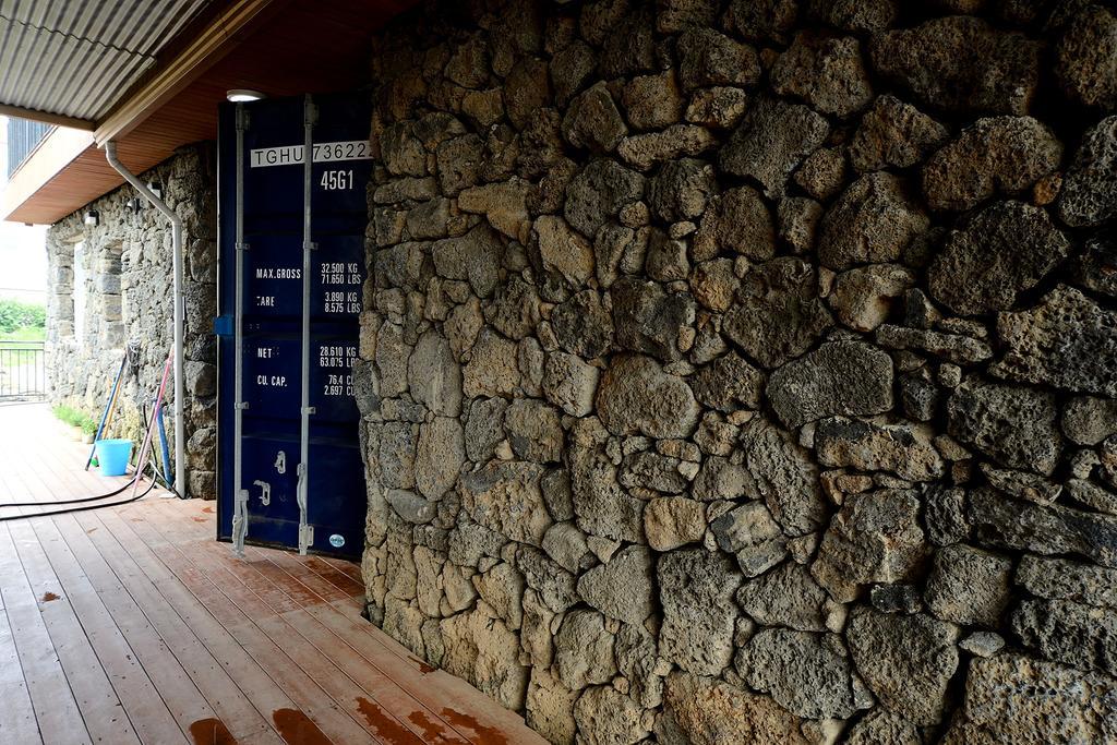 Maison Sondemul Guesthouse Jeju Eksteriør billede